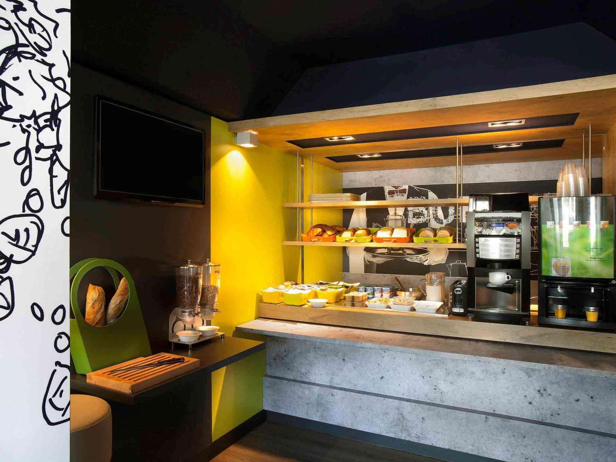 Ibis Budget Antibes Sophia Antipolis วาลูริส ภายนอก รูปภาพ