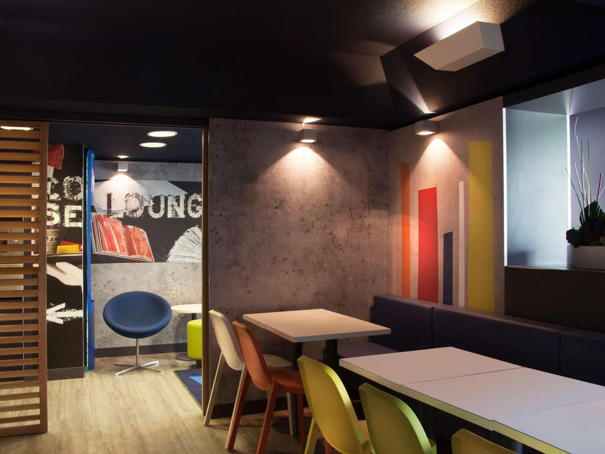 Ibis Budget Antibes Sophia Antipolis วาลูริส ภายนอก รูปภาพ
